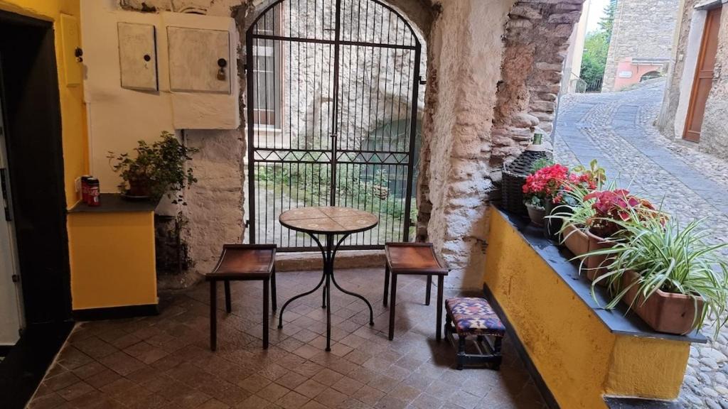 Beautifully Restored Romantic Apartment In The Centre Of Historic דולצ'דו מראה חיצוני תמונה